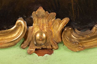 null Haut de trumeau en bois et stuc laqué et doré à décor d'une allégorie de l'hiver,

XVIIIème...