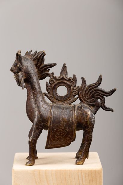 null CHINE

Chien de Phö en bronze, ancien.

H_17,3 cm L_17 cm