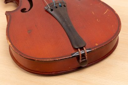 null Violon portant étiquette d'après Antonius Stradivarius Cremonensis, faciebat...