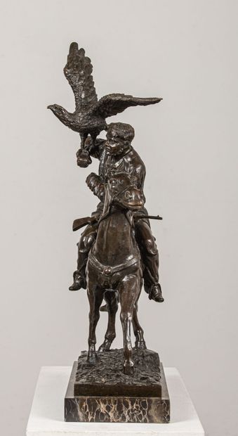 null Christophe FRATIN (1801-1864), d'après.
Fauconnier à cheval.
Sculpture en bronze...