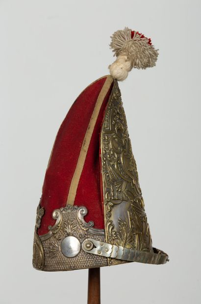 null Mitre de troupe de grenadier du 1er régiment de la garde à pied Modèle 1894-1896...