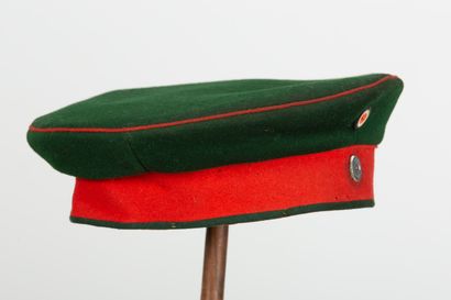 null Bonnet de uhlan bavarois régiment de uhlans bavarois n°1 ou 2 .
Calot vert,...