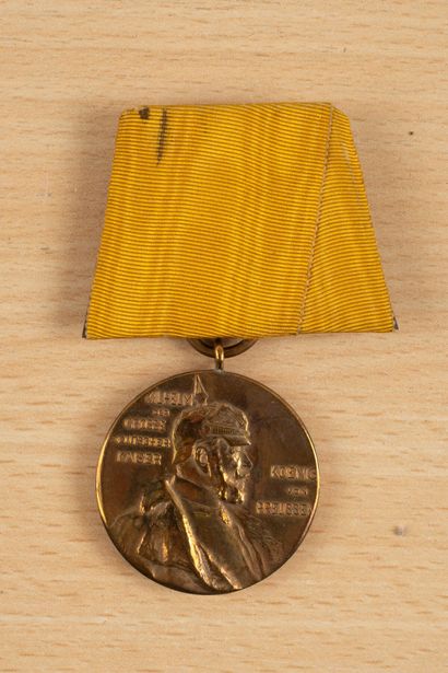 null Médaille du centenaire .
Médaille du centenaire de l'empereur Guillaume II,...