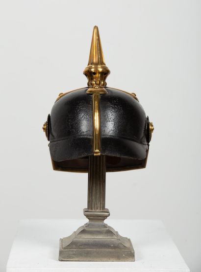 null Casque du 2ème régiment d'artillerie de campagne bavaroise Modèle 1886-1896...