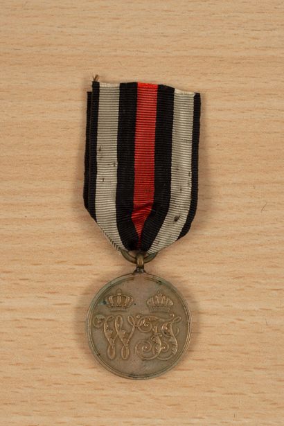 null Médaille de Krieg denkmunze fü Kampfer, 1864 .
Médaille de Krieg denkmunze fü...