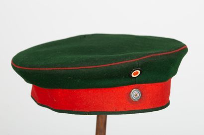 null Bonnet de uhlan bavarois régiment de uhlans bavarois n°1 ou 2 .
Calot vert,...