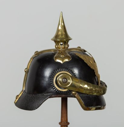 null Casque du régiment de dragons prussien n°9 Modèle 1860-1867 Troupe .
Beau casque...