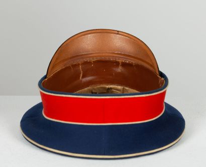 null Casquette modèle 1896 d'officier régiment de hussards prussiens n°14 .
Calot...