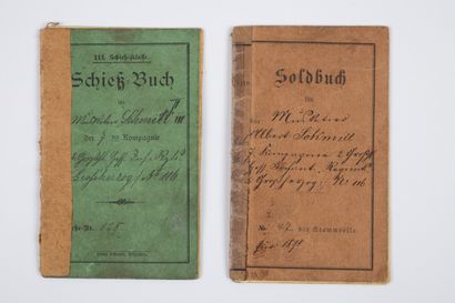 null Documents militaires du même soldat allemand 1914 .
Lot de deux livrets militaires...