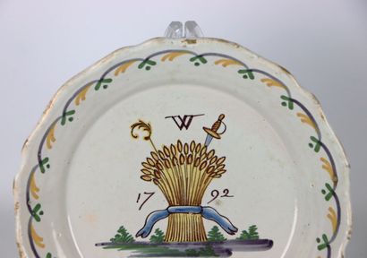 null NEVERS.
Earthenware plate with revolutionary polychrome decoration of a sheaf...