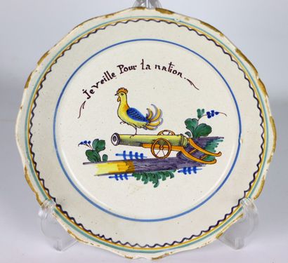 null NEVERS.
Earthenware plate with polychrome revolutionary decoration of a rooster...