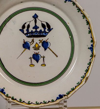 null NEVERS.
Earthenware plate with revolutionary polychrome decoration of the meeting...