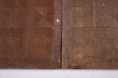 null Set of 35 slabs of old Versailles parquet.
L_ 47.5 cm to 49 cm P_50 cm
Sold...