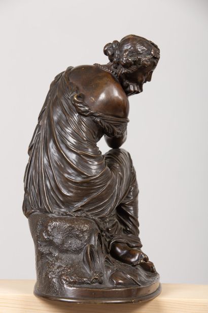 null Pierre Alexandre SCHOENEWERK (1820-1885).
Woman with a jug, symbolizing a river.
Bronze...