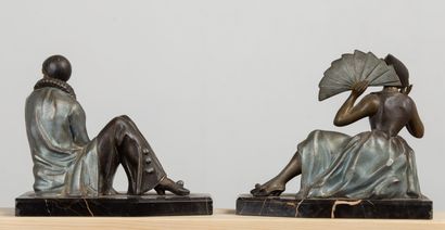 null French school of Art Deco period.
Pierrot and Colombine.
Pair of bookends in...