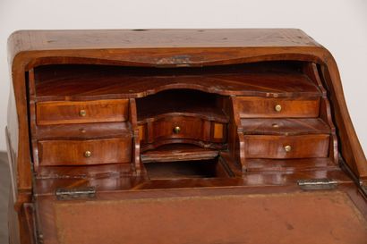 null Slope desk in marquetry of veneer.
It opens with a flap and reveals compartments...