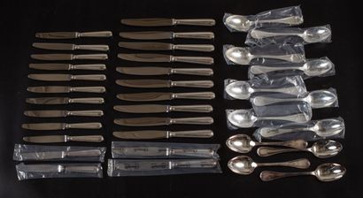 null CHRISTOFLE, ALBI model.
Household silver plated metal including : 
twelve forks.
twelve...