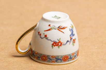 null BERNARDAUD in LIMOGES.
Porcelain dessert, tea and coffee set, with Kakiemon...