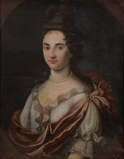 null French school around 1700.
Portrait of a woman with a pearl necklace.
Oil on...