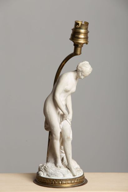 null TOUL.
Cookie representing a naked woman, after a model of CYFFLE.
Mounted in...