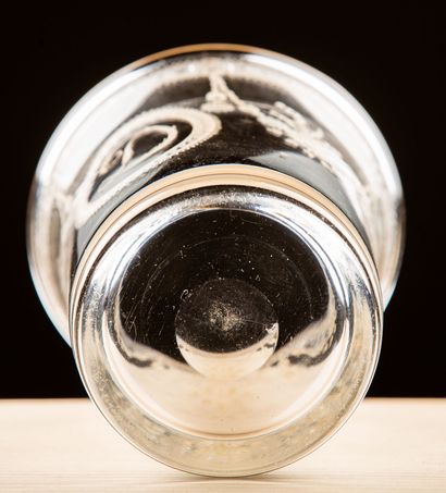 null Verre en cristal chiffré D.
Normandie, XIXème siècle.
H_10 cm D_8,2 cm