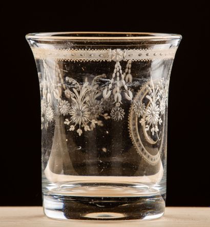 null Crystal glass with the number D.
Normandy, XIXth century.
H_10 cm D_8,2 cm
