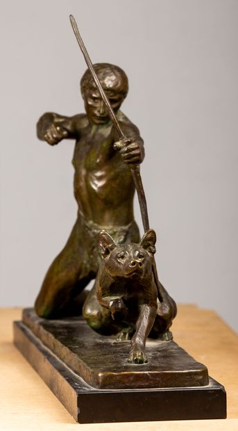 null Louis RICHE (1877-1949). 
Chasseur à l'arc et chien à l'affut. 
Sculpture en...