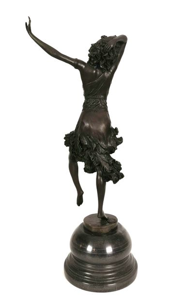 null Claire Jeanne Robertine COLINET (1880-1950), after. 
The Spartan dancer. 
Sculpture...