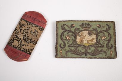 null Leather and embroidered fabric pouch and case.
18th and 19th century. 
L_10...