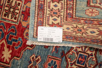 null Wool carpet KAKAKH with blue bottom.
L_116 cm l_83 cm.