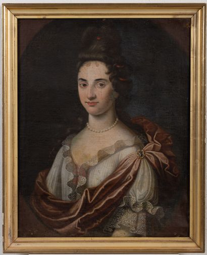 null Ecole française vers 1700.
Portrait de femme au collier de perles.
Huile sur...