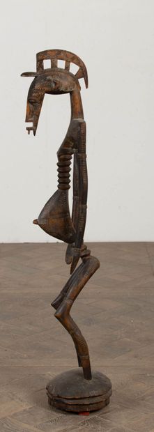 null COTE D'IVOIRE.
Sculpture en bois figurant une maternité.
H_116 cm, accident...