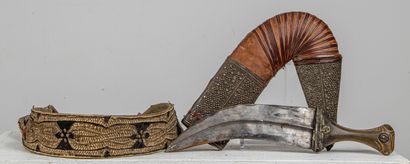 null Djambiya dagger and scabbard.
L_34 cm