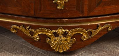 null Grave chest of drawers in wood veneer marquetry and brass inlay.
Marble top...