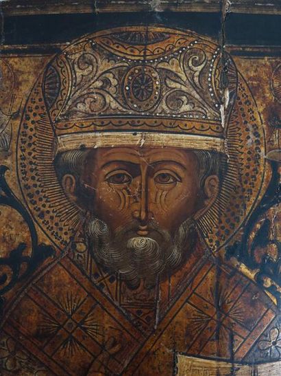 null RUSSIE Saint Nicolas tenant les Saintes Ecritures, en brun et ivoire Icône,...