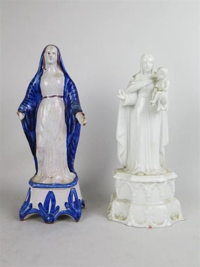 null NEVERS

Vierge en faience à décor en camaieu bleu et manganèse 

XIXème siècle

H_26...