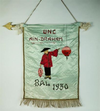 null Bannière pour le bal chinois de 1930 de l'U.N.C AIN -DRAHAM, figurant un chinois...