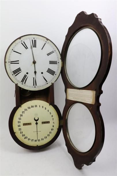 null Horloge Seth Thomas Clock, formant en partie inférieure calendrier perpétuel.

Début...