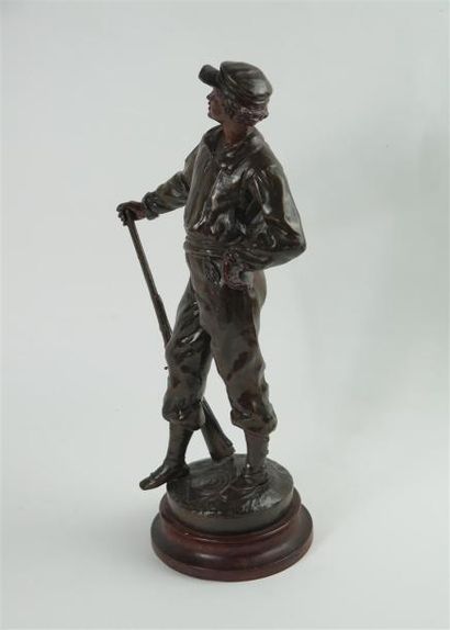 null Louis MOREAU (1834-1917).

Le champion de tir.

Groupe en régule à patine brune,...