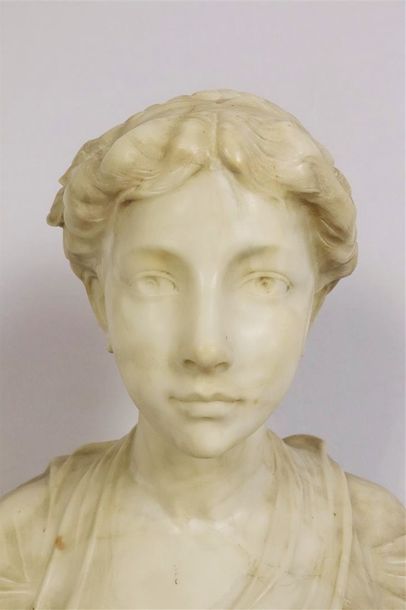null Ecole française de la fin du XIXème siècle.

Portrait de jeune femme aux fleurs,...