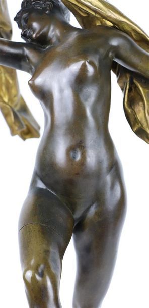 null Louis Ernest BARRIAS (1841-1905).

Danseuse à l'écharpe.

Sculpture en bronze...