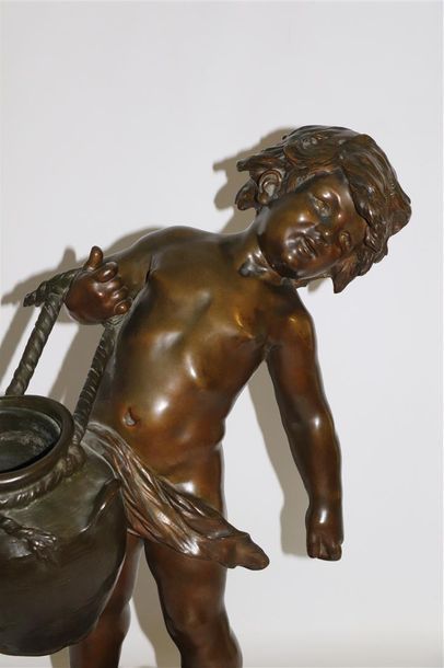 null Auguste MOREAU (1834-1917).

Le porteur d'eau.

Important bronze à patine brune,...