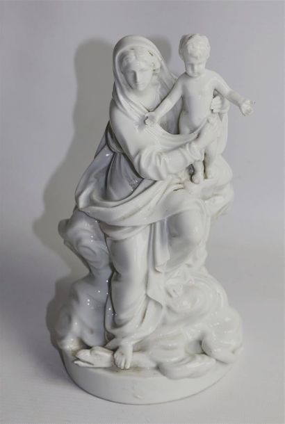 null CAPODIMONTE - Simon Louis BOIZOT (1743-1809), d'après.

Vierge à l'enfant, piétinant...