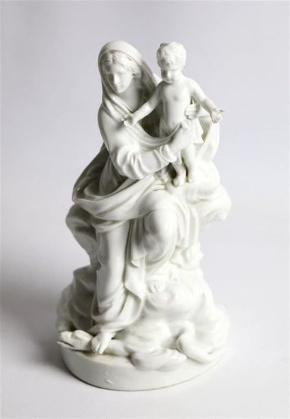 null CAPODIMONTE - Simon Louis BOIZOT (1743-1809), d'après.

Vierge à l'enfant, piétinant...