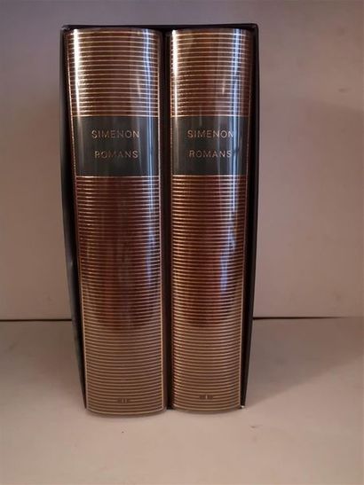 null Un lot de volumes Pléiade :

 Simenon, Romans, 2 vol., sous emboîtage ;