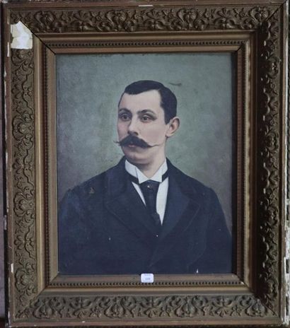 null H. LOIR (XIXème siècle).

Portrait d'homme.

Huile sur toile, signée en bas...