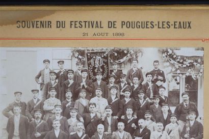 null Photographie de la fanfare de Fourchambault au festival de Pougues le 21 août...