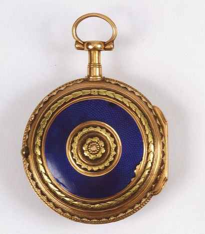 null Yellow gold gusset watch partially enamelled blue on the reverse, white enamelled...