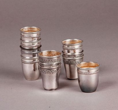 null Eleven silver liqueur goblets (three different models), Minerva hallmark.
Total...
