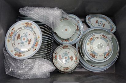 null Case: Limoges, porcelain dinner service part with Chinese decoration. 20th ...